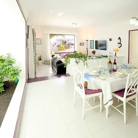 Hébergement de vacances Jazmin, 3 Bed In Mojones Puerto del Carmen (Lanzarote)