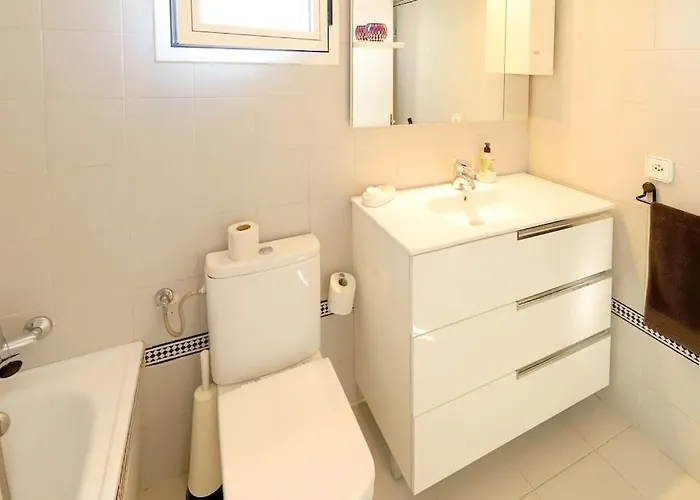 Jazmin, 3 Bed In Mojones Holiday home